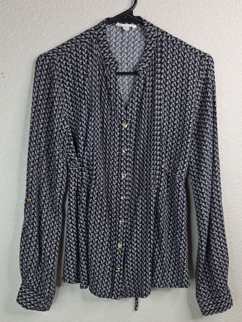 mine Black & White Geometric Button-Front Blouse